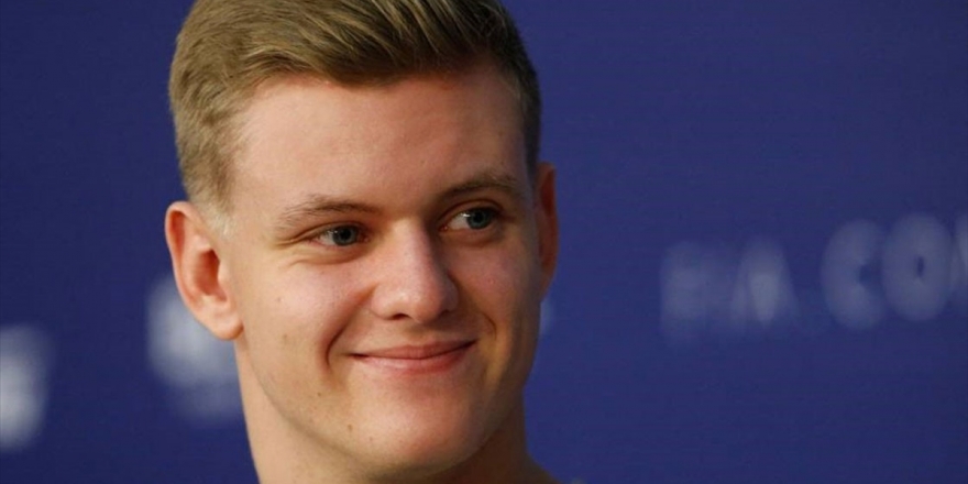 Mick Schumacher Formula 2'de Şampiyon Oldu