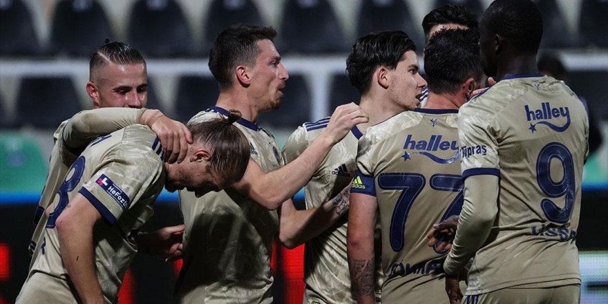 Fenerbahçe Deplasmanda Kaybetmiyor