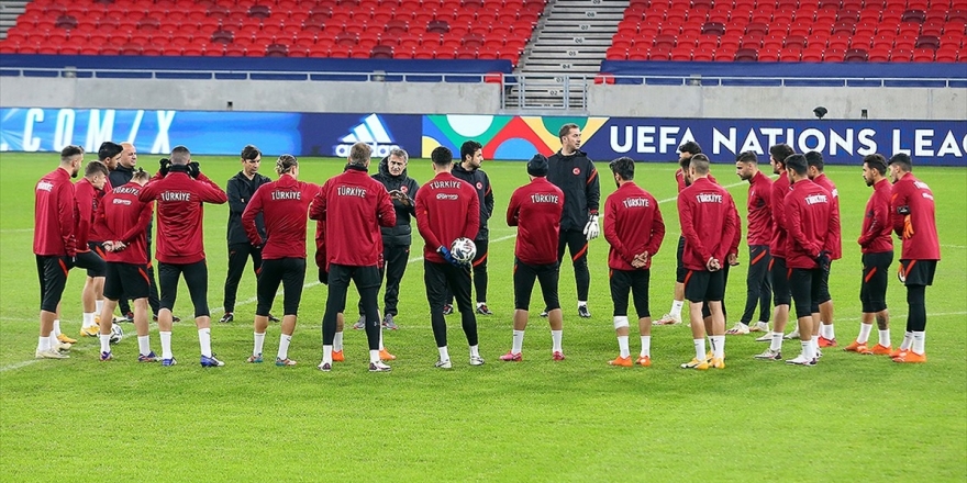 Şenol Güneş: 'Bizim Çocuklarımız' Dediğimiz Oyuncularımızla Gruptan Çıkmaya Çalışacağız