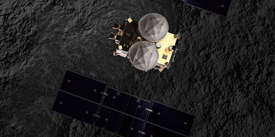 Hayabusa2 Uzay Aracının Kapsülü Japonya'ya Getirildi