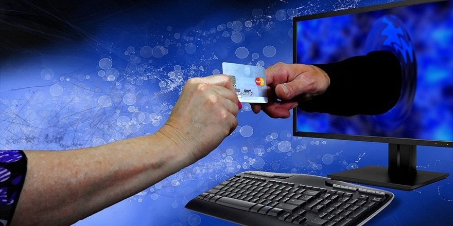 Emniyetten İnternet Alışverişlerinde 'Oltaya Gelmeyin' Uyarısı