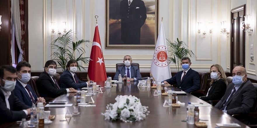 Avukatların 28 Maddelik Yeni Reform Önerileri, Adalet Bakanı Gül'e İletildi