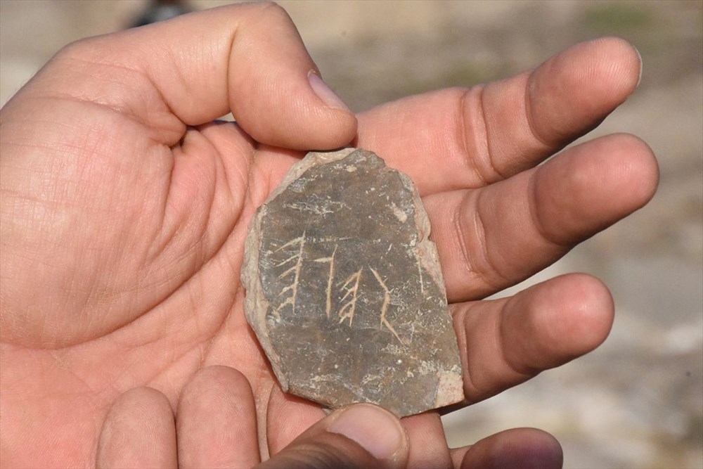 Tieion Antik Kenti'nde Friglere ait yazılar ile Dor başlıkları ortaya çıkarıldı