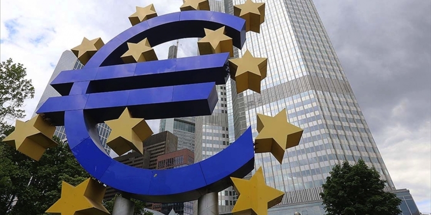 Ecb'nin Güvercin Adımlarının Ucu Açık