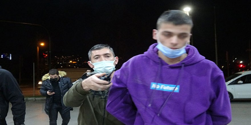 Polis Kılığında Uygulama Yapan Gence Şok Ceza!