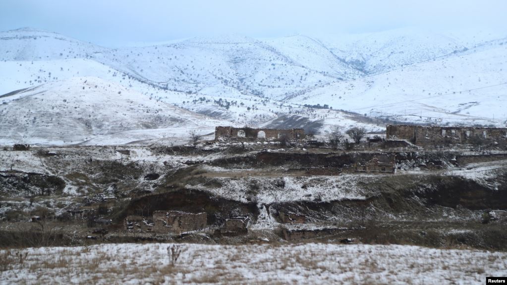 Azerbaycan ve Ermenistan Savaş Tutsakları Takasına Başladı