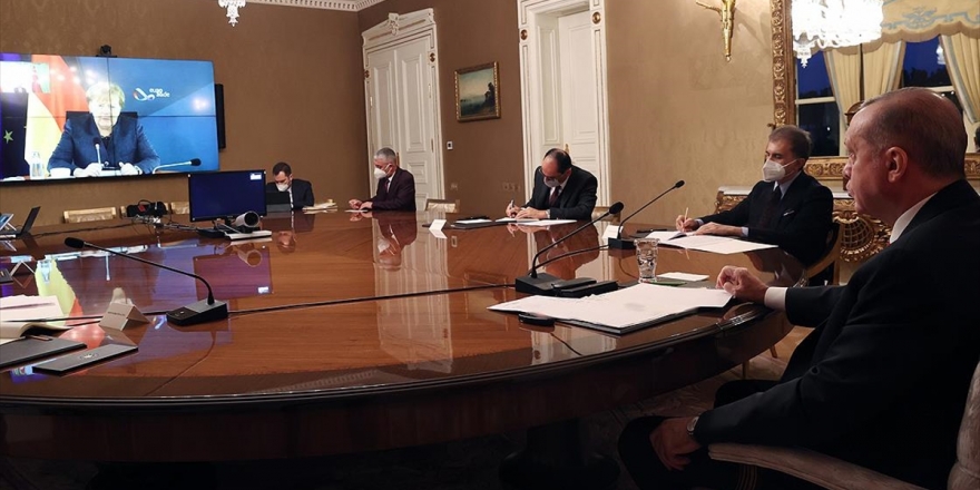 Cumhurbaşkanı Erdoğan, Almanya Başbakanı Merkel İle Video Konferansla Görüştü