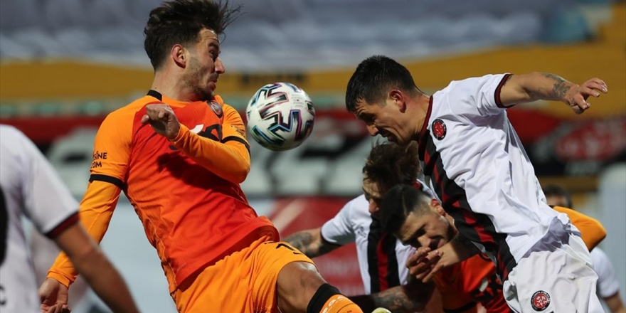 Galatasaray Deplasmanda Kaybetti