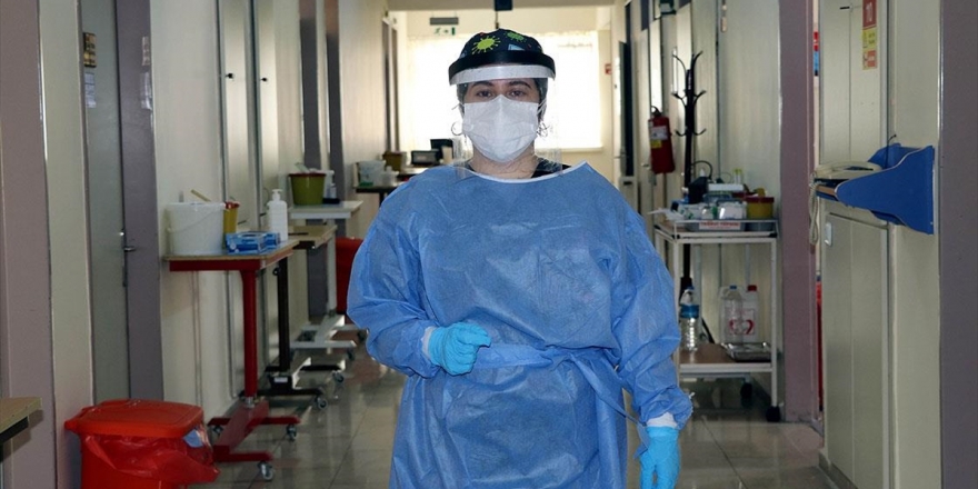 Kovid-19'a Yakalanmamak İçin 'Kalabalık Ortamlardan Uzak Durun' Uyarısı