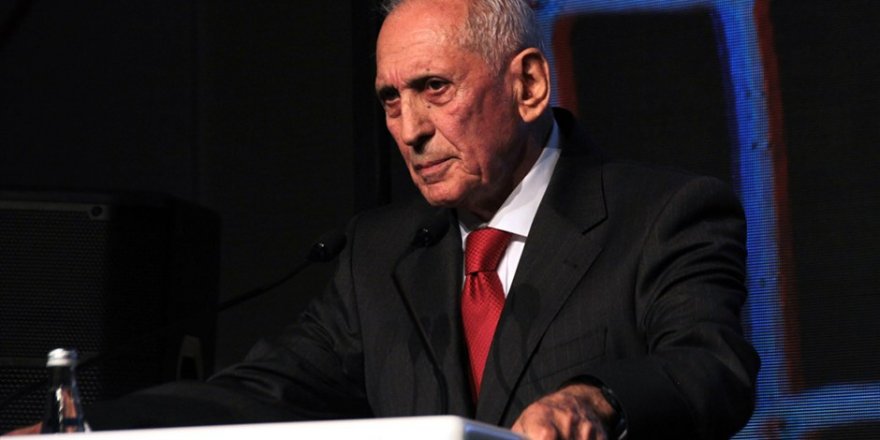 Trabzonspor'un Efsane İsmi Hayatını Kaybetti