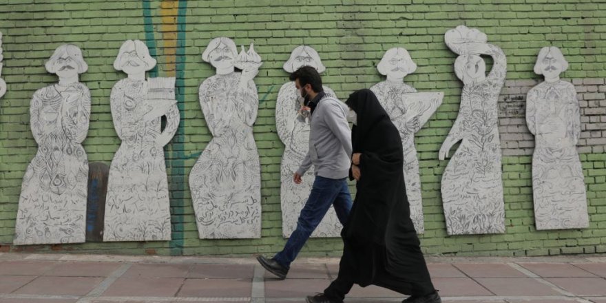 İran COVID-19 Aşısı Satın Alabilmek İçin Para Transferi Yapabilecek