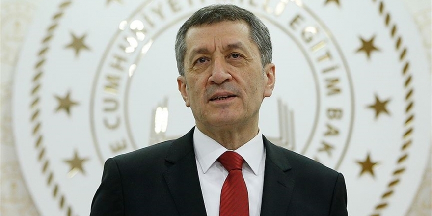 Bakan Selçuk Yüz Yüze Sınavların Bu Dönem Yapılmayacağını Açıkladı