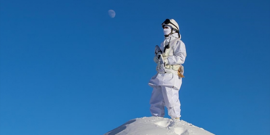 Mehmetçik Irak Sınırında Teröristlere Geçit Vermiyor