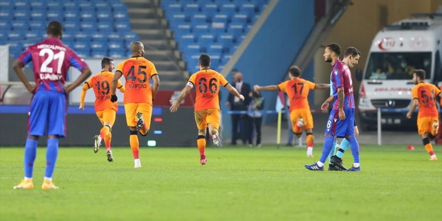 Galatasaray, Trabzon'dan Lider Dönüyor