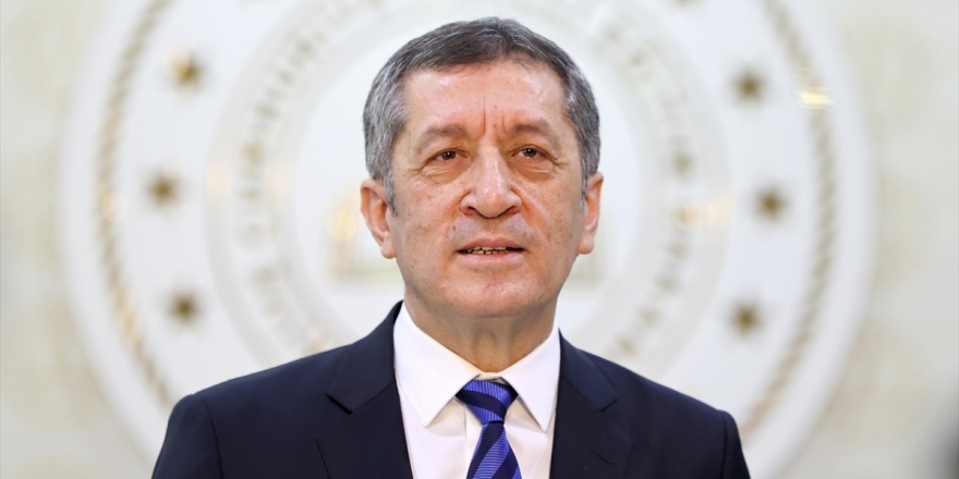 Milli Eğitim Bakanı Selçuk: Gaziantep'te 60 Bin Öğrenci Daha Tablet Bilgisayarlarına Kavuşuyor