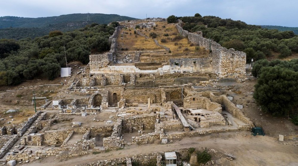 Metropolis Antik Kenti kazılarında birbiriyle bağlantılı 4 sarnıç bulundu