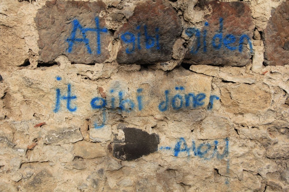 Sinop'ta tarihi surlara saygısızlık