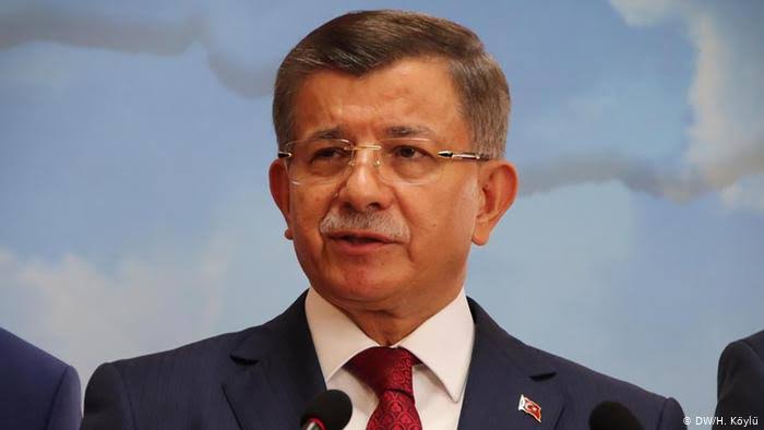Kerime Yıldız yazdı:HODRİ MEYDAN-4 / DAVUTOĞLU’NUN PELİKAN SATRANCI