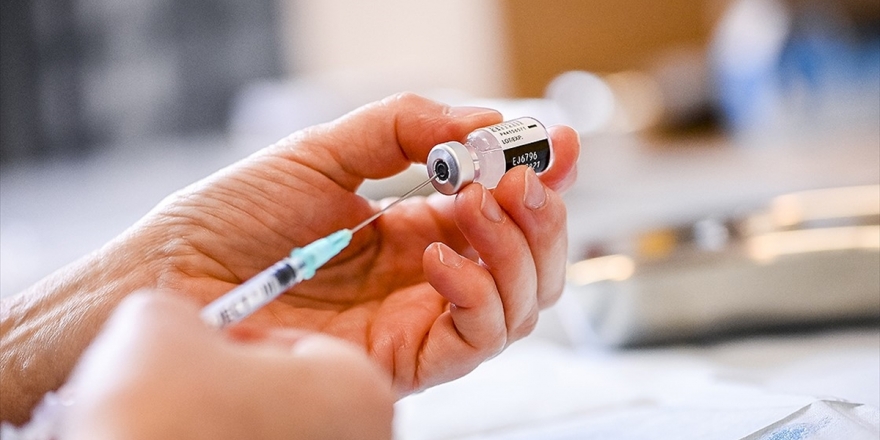 Ab Kovid-19 Aşısı Olmayanları Kayıt Altına Alacak