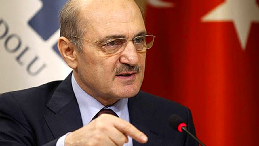 Erdoğan Bayraktar: Bayrak asarak geldik, mancınıkla atıldık