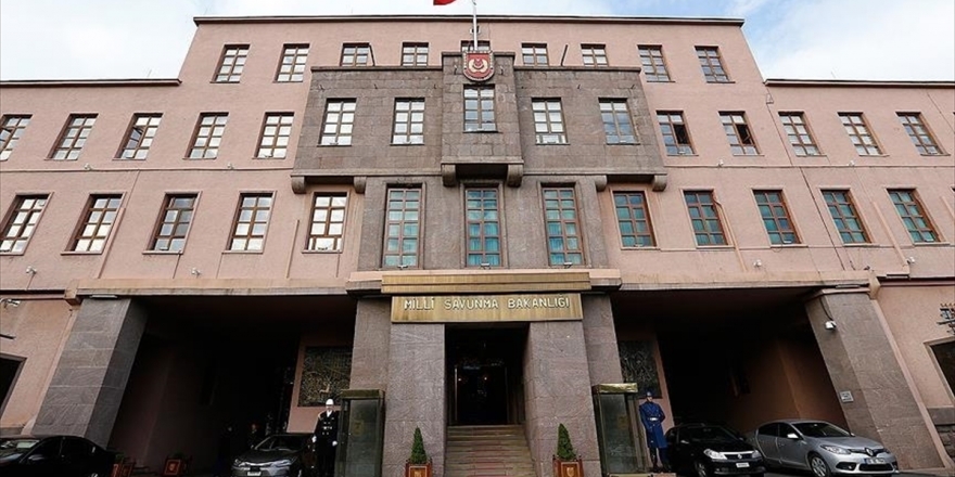 Milli Savunma Bakanlığı Uzman Yardımcısı Ve Memur Alımı Yapacak