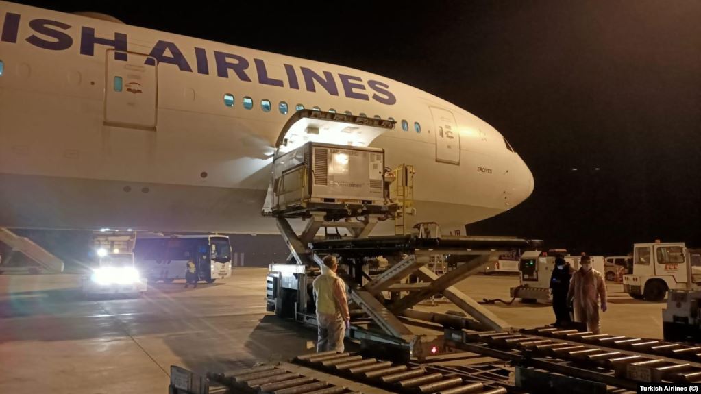 Çin Aşısı Önce Sağlık Çalışanlarına Uygulanacak