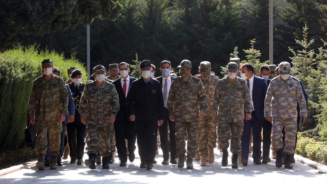 Hulusi Akar ve TSK Komuta Kademesi Bakü'de