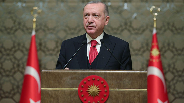 Milleti Hor Görmeyen Sanatçıyı Bekliyoruz