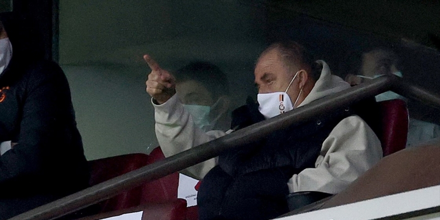 Fatih Terim'in 5 Maç Men Cezası 4 Karşılaşmaya Düşürüldü