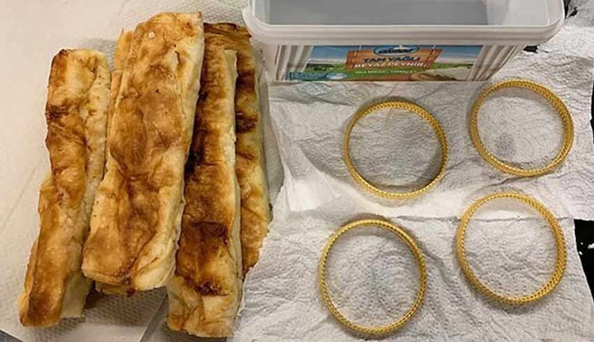 Kimi çaydanlık içine, kimi böreklere saklıyor...