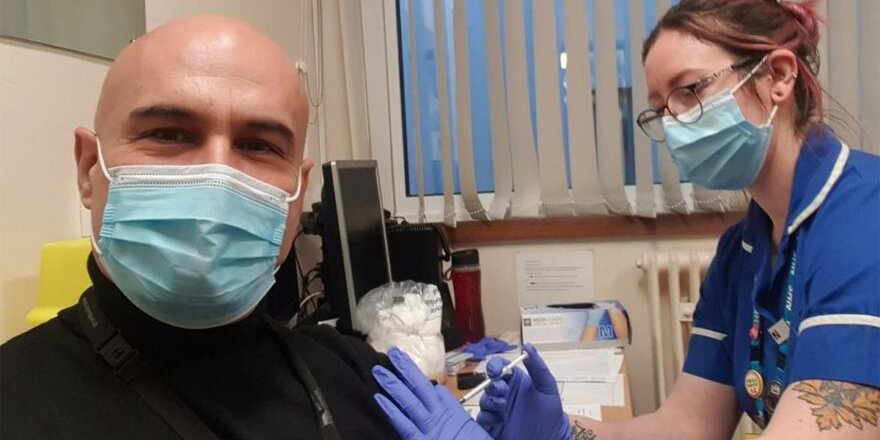 İngiltere'de Aşılanan İlk Türk Belli Oldu