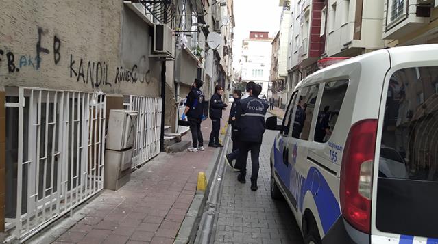 Genç, Arkadaşlarının Evinde Şüpheli Şekilde Ölü Bulundu