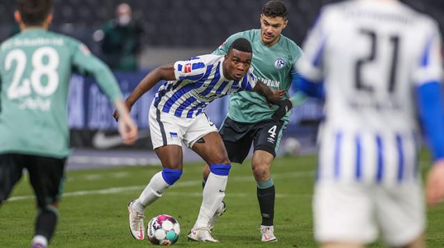 Crystal Palace'ın da Talip Olduğu Ozan Kabak Premier Lig'de Oynamak İstiyor