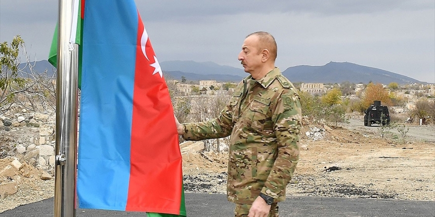 Azerbaycan Cumhurbaşkanı Aliyev'e '19 Mayıs Türk Dünyası Diriliş Ödülü'