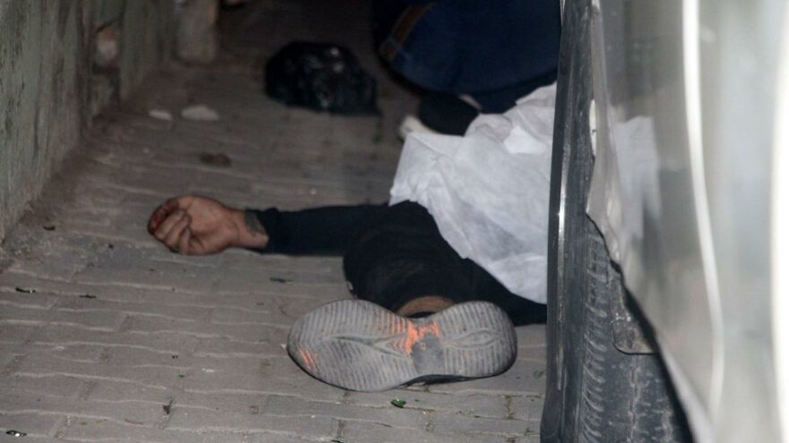 Kızlarının Evlenmesini İstemedikleri Gencin Ağabeyini Öldürdüler