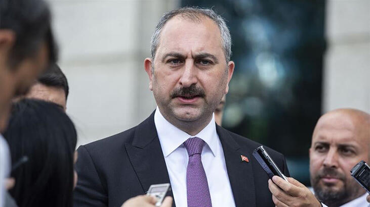 Bakan Gül'den darbe söylemlerine tepki: