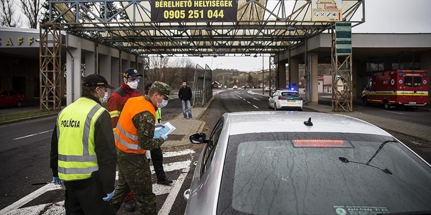 Slovakya'da Kovid-19'un Daha Hızlı Yayılan Türü Tespit Edildi