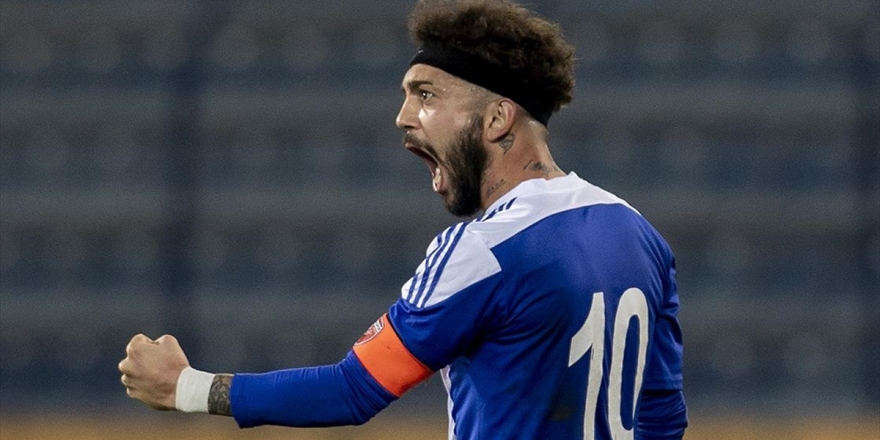 Göztepe'den Orta Sahaya Takviye