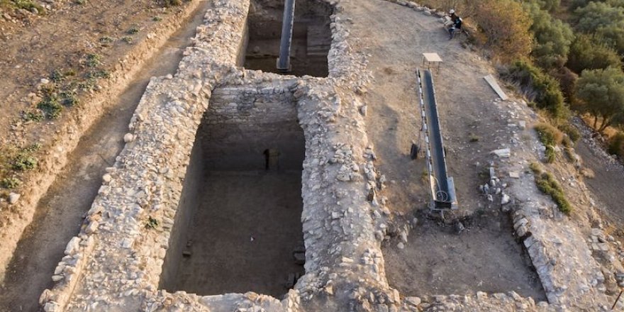 İzmir'de Tarihi Sarnıçlar Bulundu