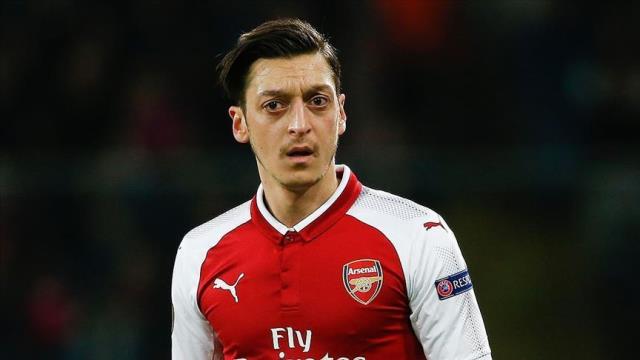 Fenerbahçe Mesut Özil ile 3.5 Yıllık Anlaşma Sağladı!