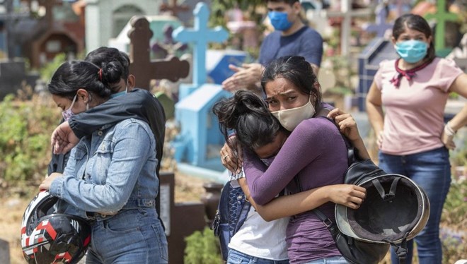 Covid-19'da günlük can kaybı rekoru: 15 bin 270 kişi hayatını kaybetti