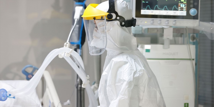 Türkiye'de Son 24 Saatte 13 Bin 830 Kişinin Kovid-19 Testi Pozitif Çıktı, 191 Kişi Hayatını Kaybetti