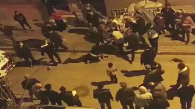 İstanbul’da Komşuların ‘Ceviz Kırma’ Kavgası Kanlı Bitti