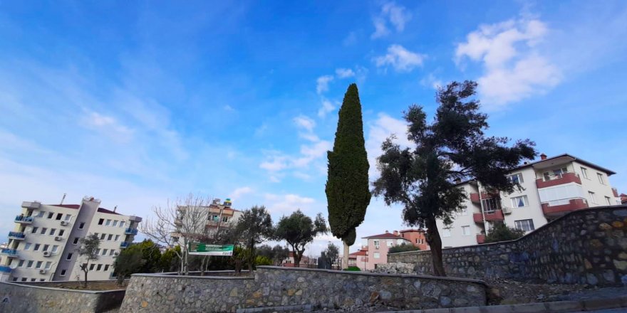 Simge İsimler Kuşadası Parklarında Ölümsüzleşiyor