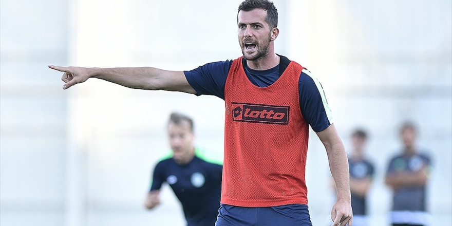 Konyaspor Uğur Demirok İle Yollarını Ayırdı