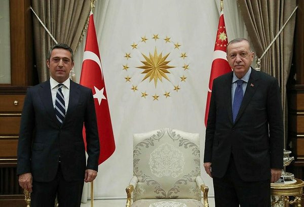 Cumhurbaşkanı Erdoğan Ali Koç'u kabul etti, görüşmeye Mesut Özil sohbeti damga vurdu