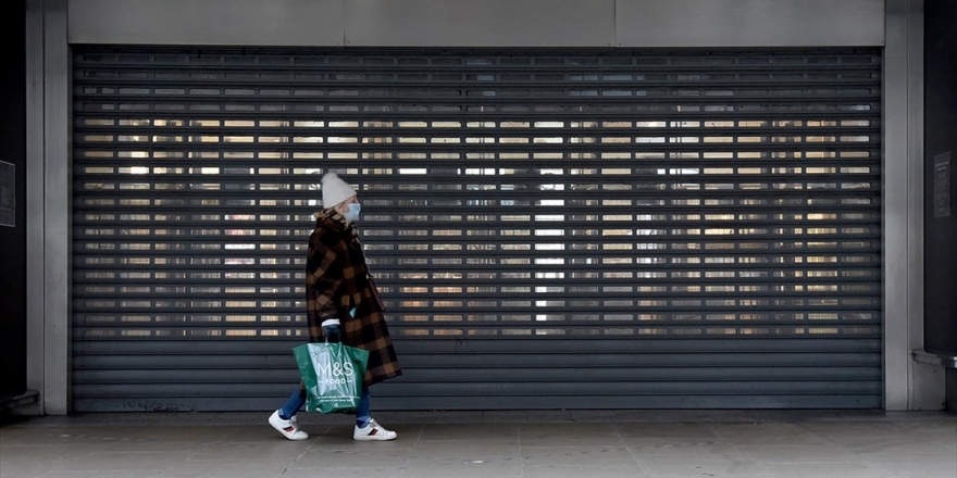 İngiltere'de Kovid-19 Nedeniyle Son 24 Saatte 1162 Kişi Hayatını Kaybetti