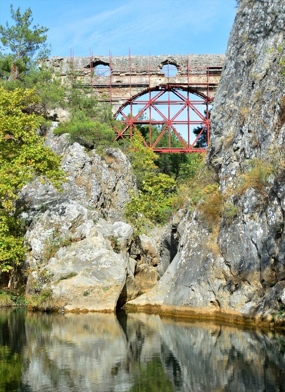 Troya'nın 3 bin 500 yıllık su kemeri restore ediliyor