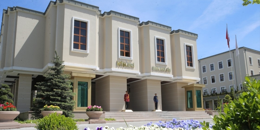 İçişleri Bakanlığına 1772 Sözleşmeli Personel Alınacak