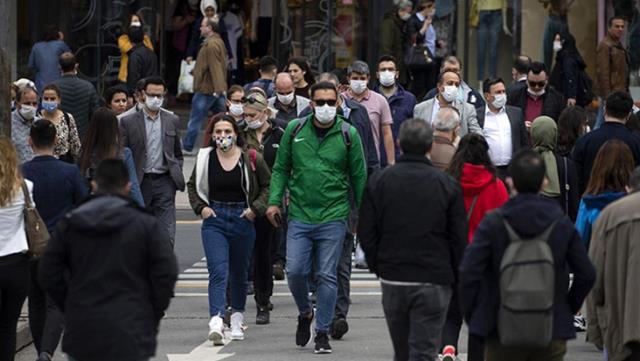 İstanbul Valisi Koronavirüs Vakalarında En Çok ve En Az Düşüş Yaşanan İlçeleri Paylaştı